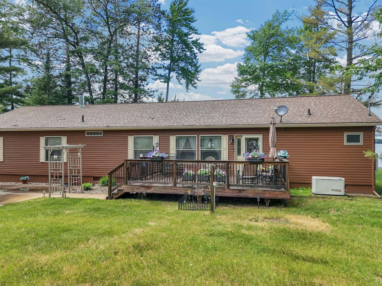 1825 1st Street, Saint Helen, MI 48656