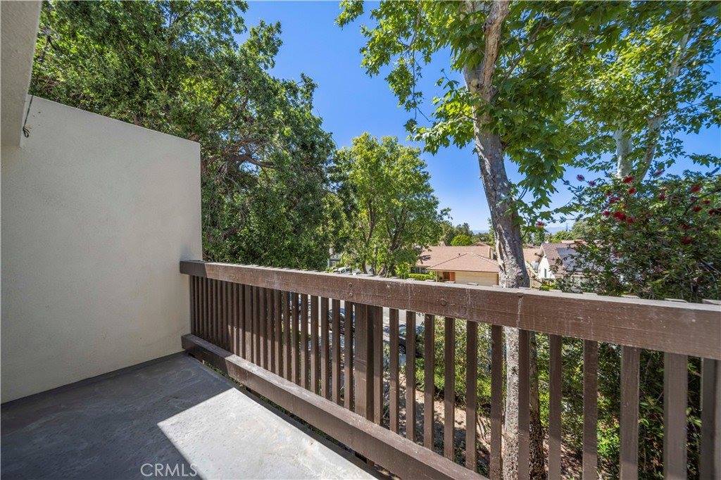 23515 Lyons Avenue, Valencia, CA 91355