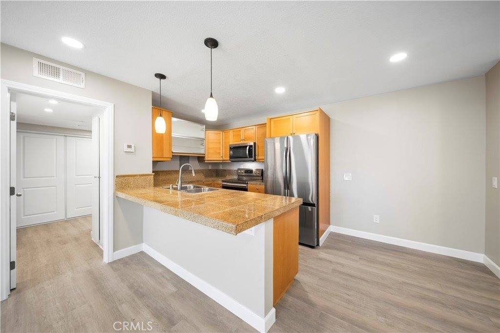 23515 Lyons Avenue, Valencia, CA 91355