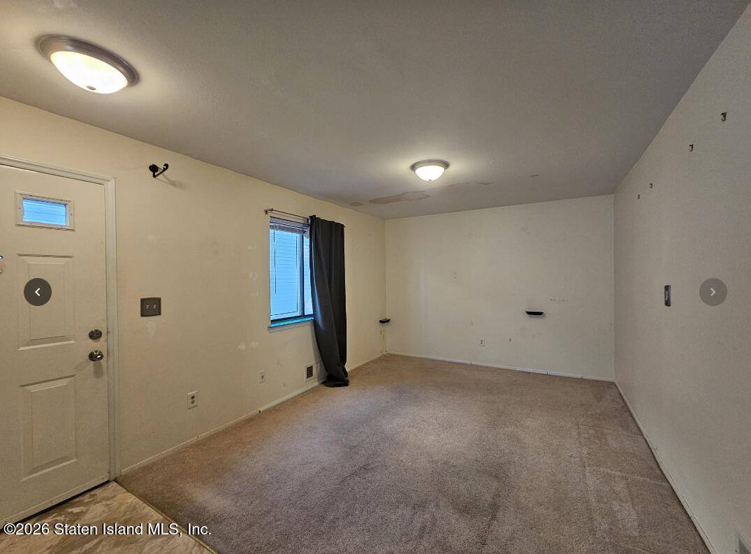 59 Corbin Ave, Staten Island, NY 10308