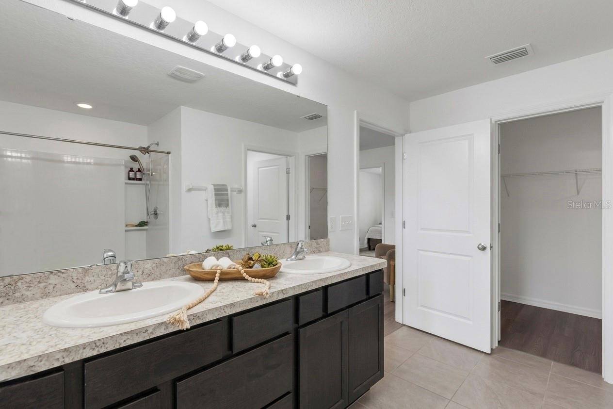232 Tierra Verde Way, Bradenton, FL 34212