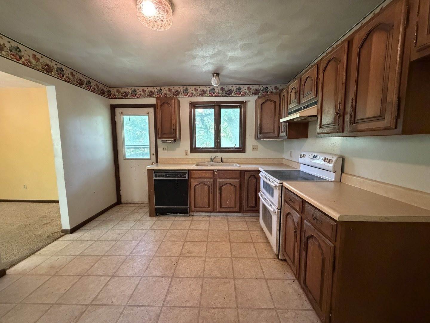 5195 306th Street, Dixon, IA 52745