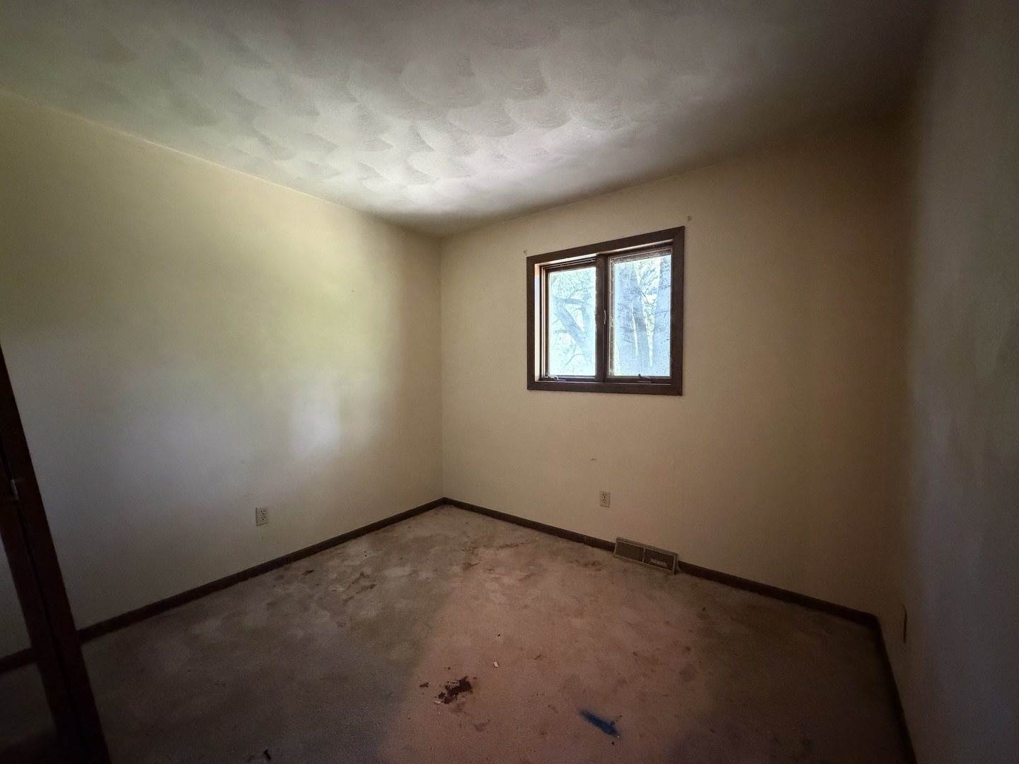 5195 306th Street, Dixon, IA 52745
