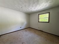 5195 306th Street, Dixon, IA 52745