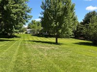 5195 306th Street, Dixon, IA 52745