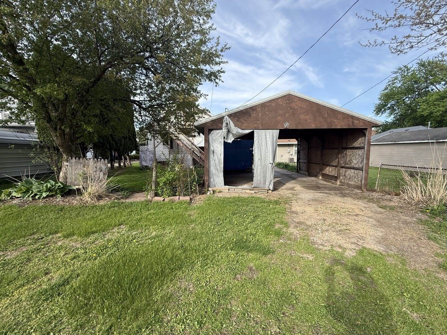 247 17th Place, Clinton, IA 52732
