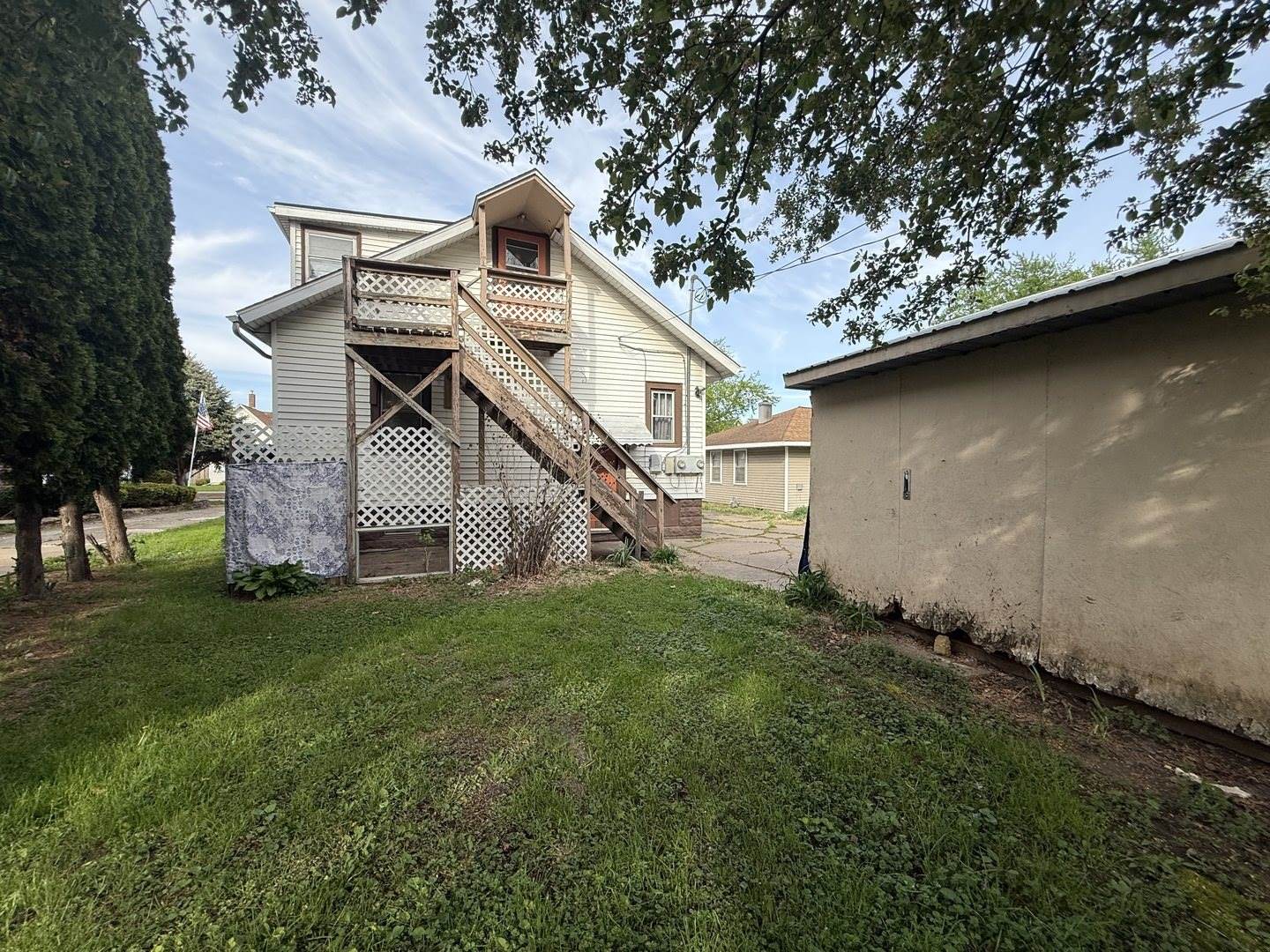 247 17th Place, Clinton, IA 52732