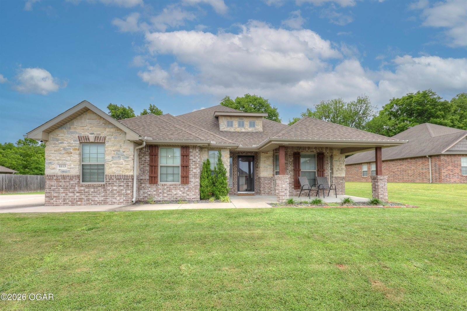 1113 Chesterfield Drive, Webb City, MO 64870