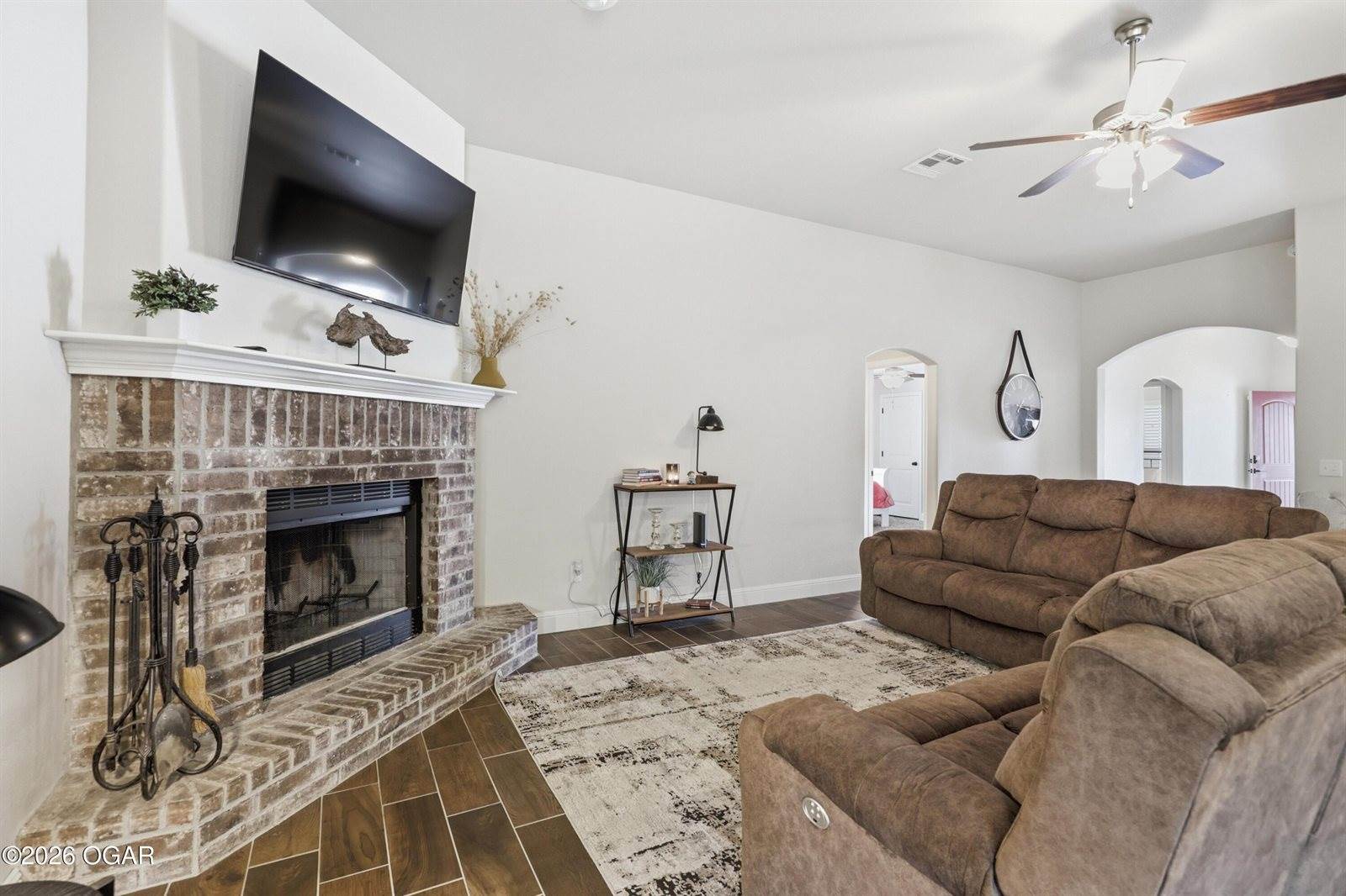 1113 Chesterfield Drive, Webb City, MO 64870