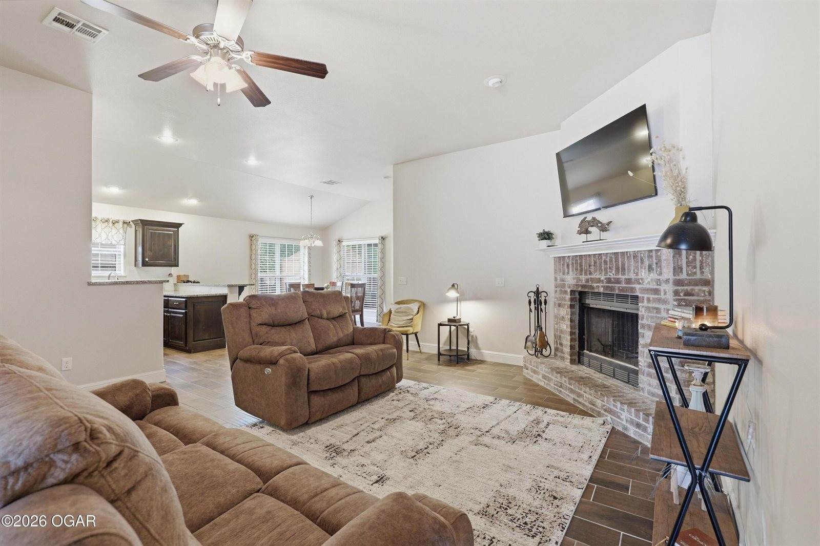 1113 Chesterfield Drive, Webb City, MO 64870