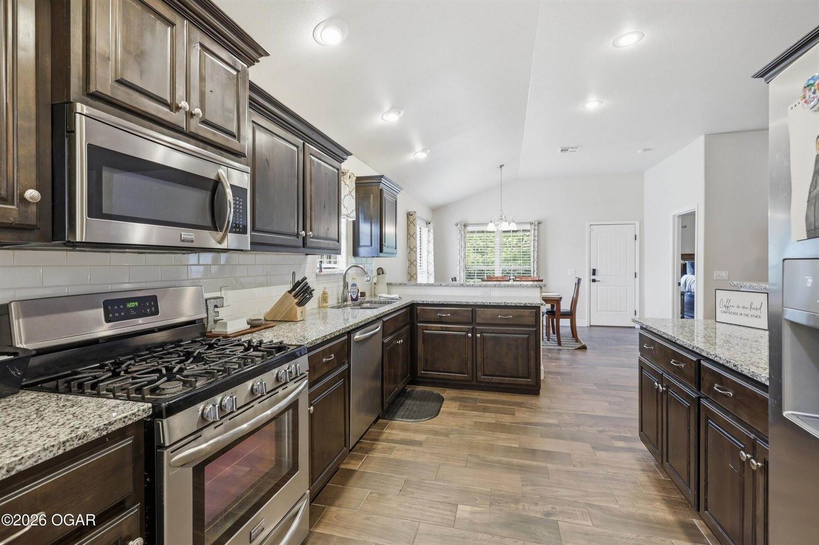 1113 Chesterfield Drive, Webb City, MO 64870