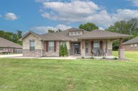 1113 Chesterfield Drive, Webb City, MO 64870