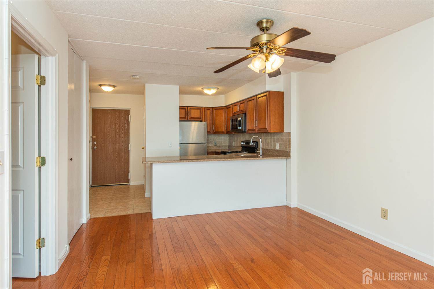 5 Linden Street, Hackensack, NJ 07601