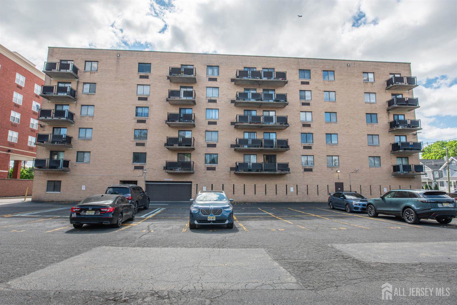 5 Linden Street, Hackensack, NJ 07601