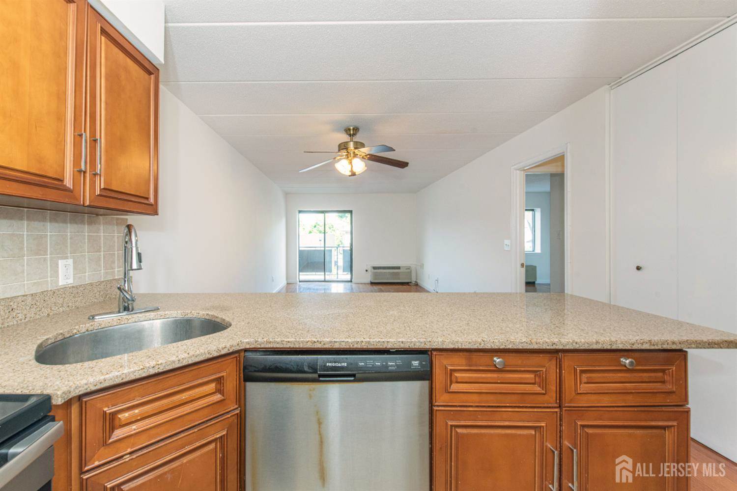 5 Linden Street, Hackensack, NJ 07601