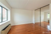 5 Linden Street, Hackensack, NJ 07601