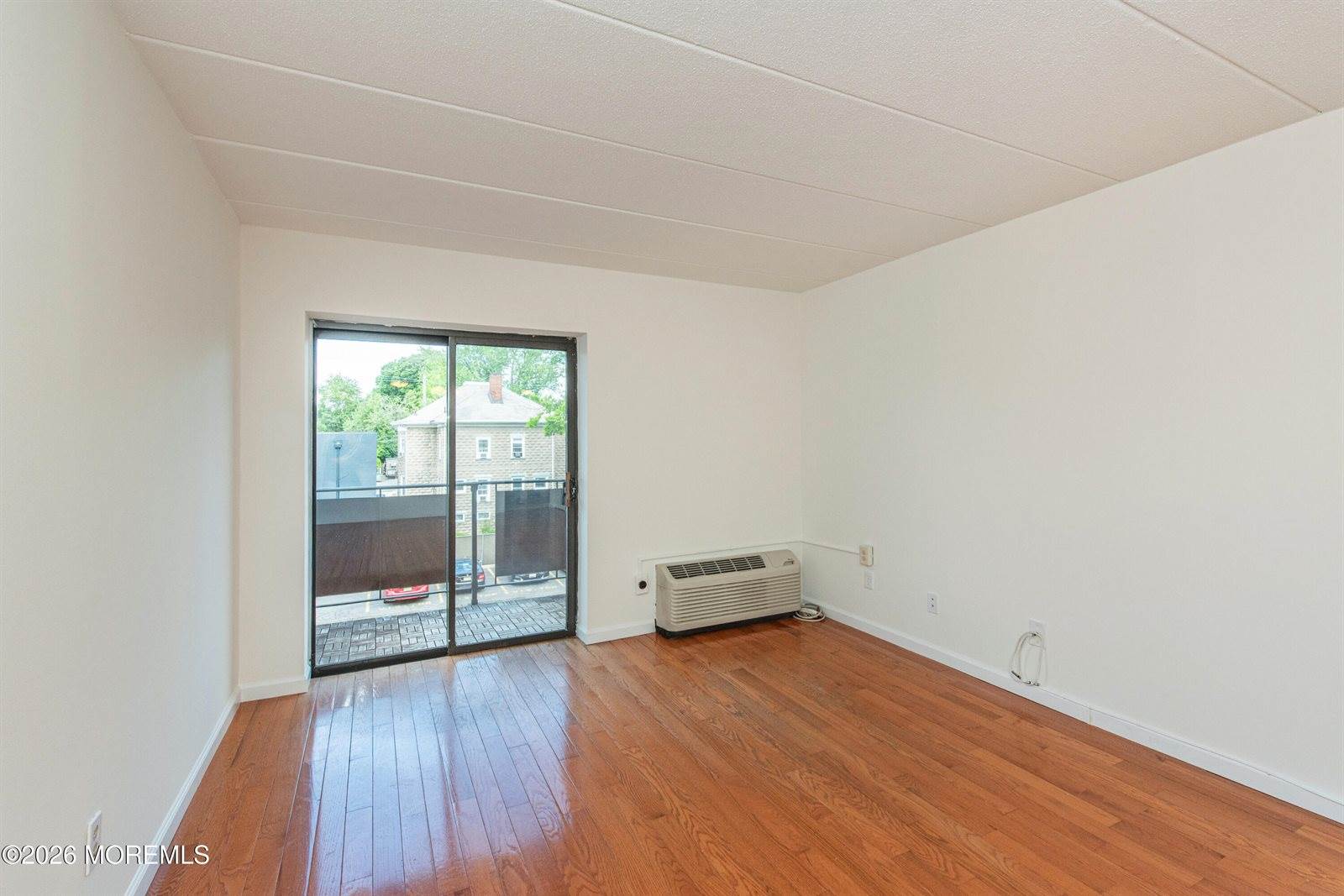 5 Linden Street, Hackensack, NJ 07601
