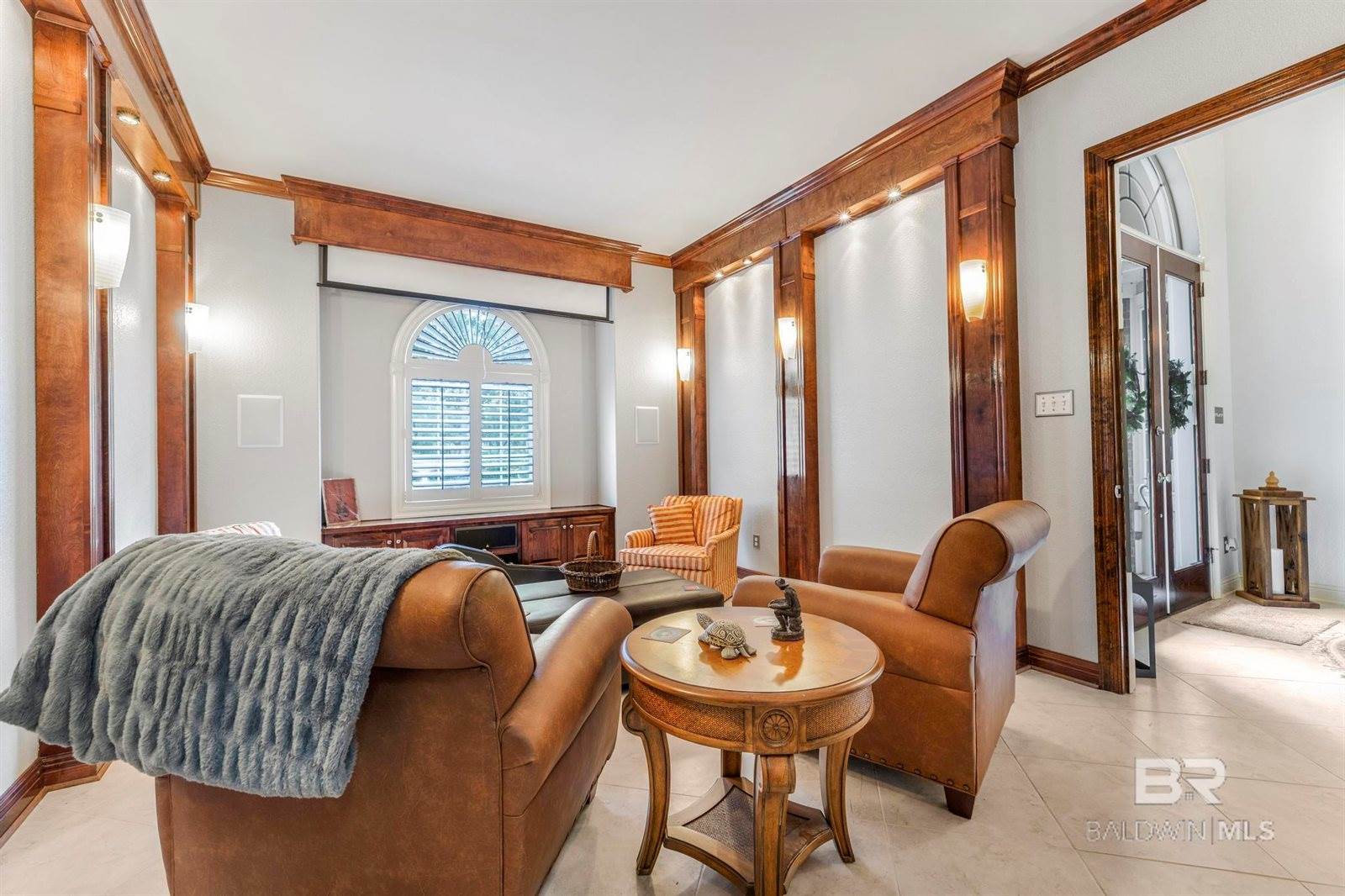 305 Peninsula Boulevard, Gulf Shores, AL 36542