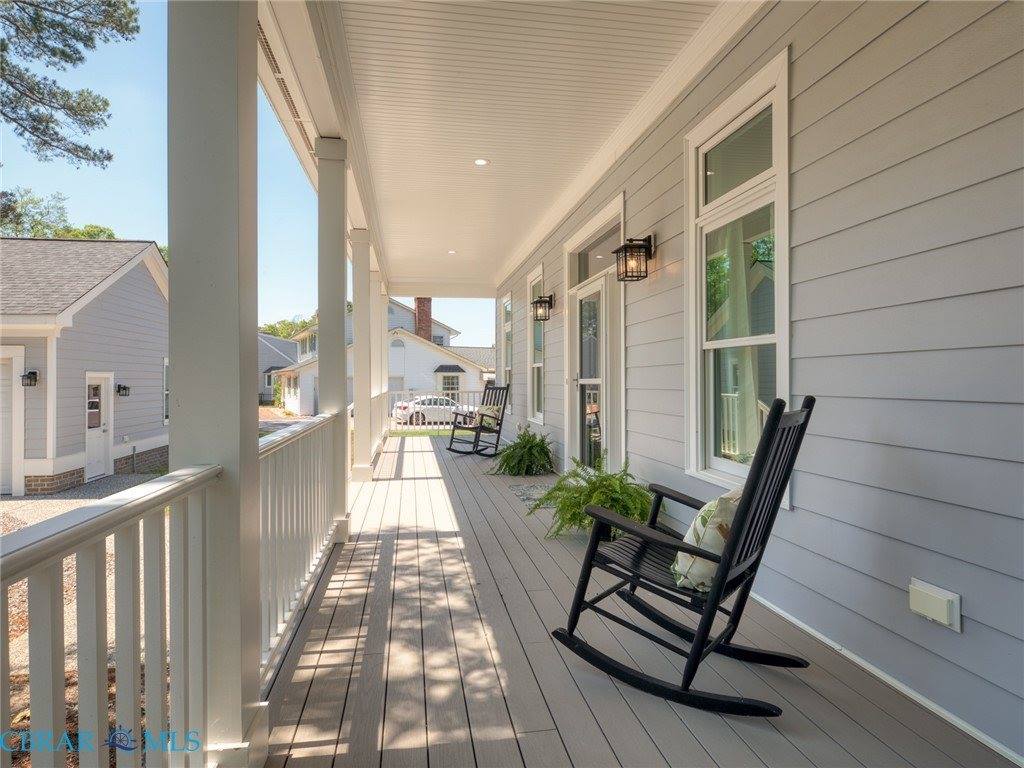 7877 Berkeley Drive, Gloucester Point, VA 23062
