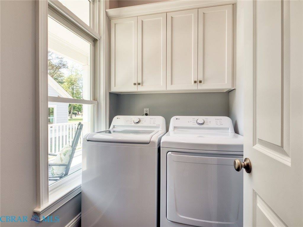 7877 Berkeley Drive, Gloucester Point, VA 23062
