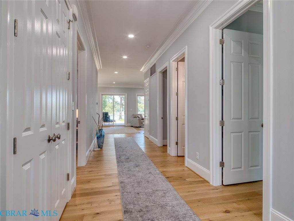 7877 Berkeley Drive, Gloucester Point, VA 23062