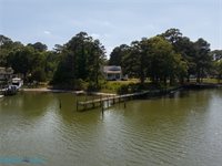 7877 Berkeley Drive, Gloucester Point, VA 23062