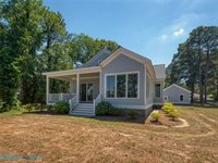 7877 Berkeley Drive, Gloucester Point, VA 23062
