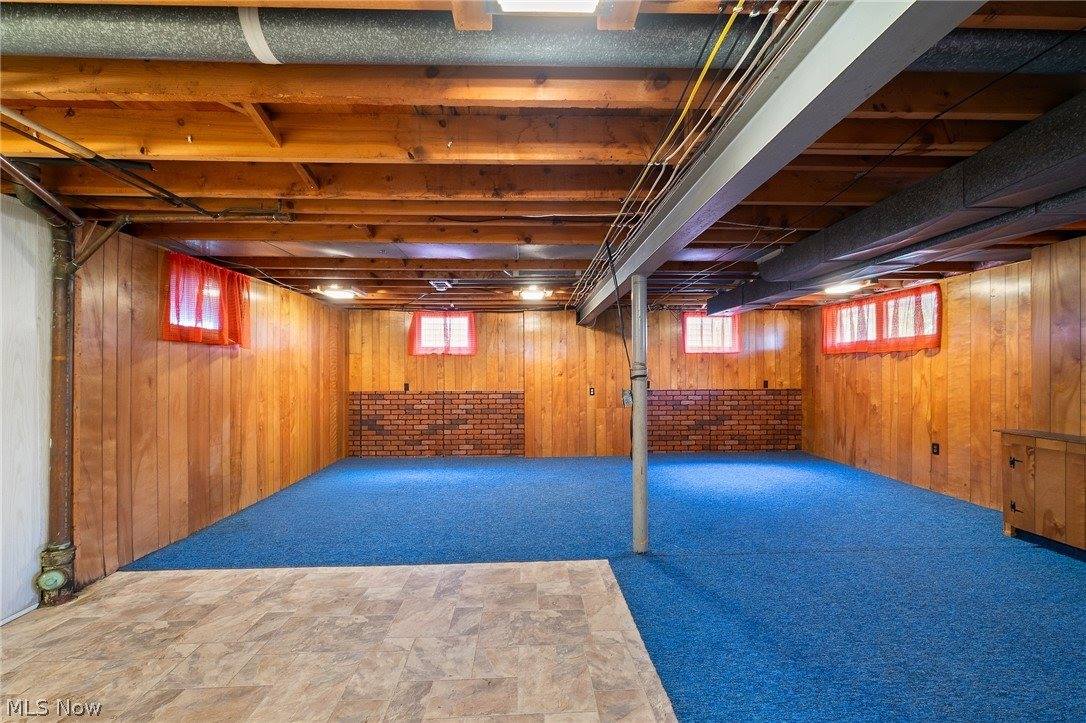116 Woodland Drive, New Middletown, OH 44442
