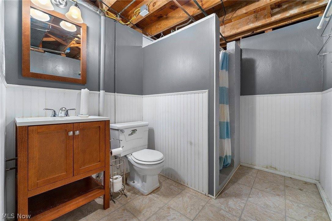116 Woodland Drive, New Middletown, OH 44442