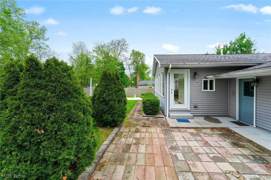 116 Woodland Drive, New Middletown, OH 44442