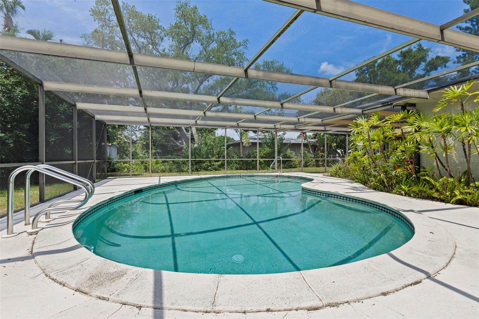 120 59TH Avenue South, Saint Petersburg, FL 33705