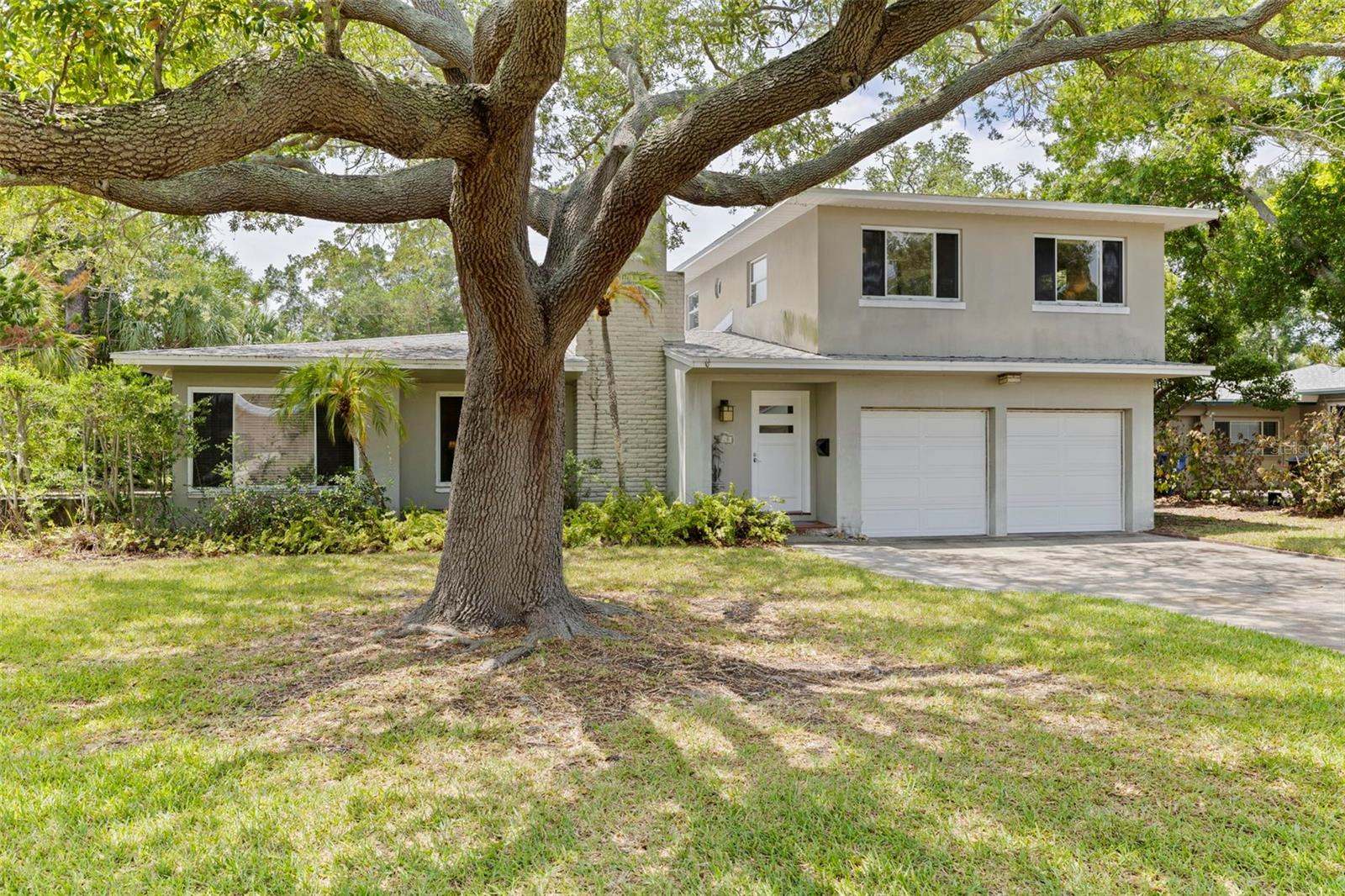 120 59TH Avenue South, Saint Petersburg, FL 33705