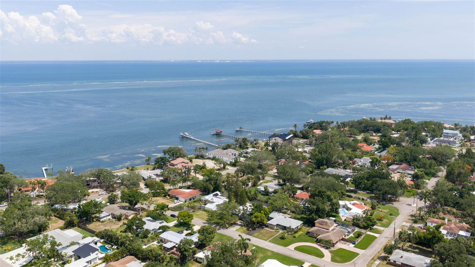 120 59TH Avenue South, Saint Petersburg, FL 33705