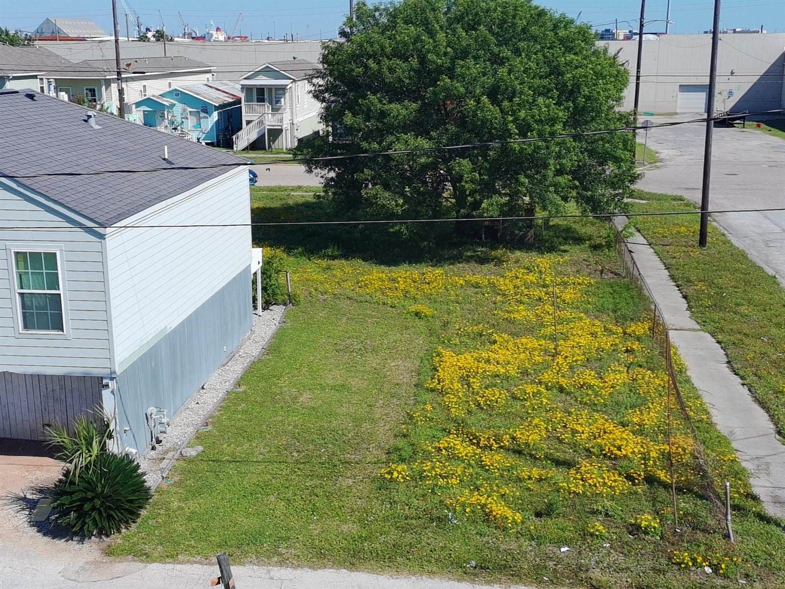 4203 Church Street, Galveston, TX 77550