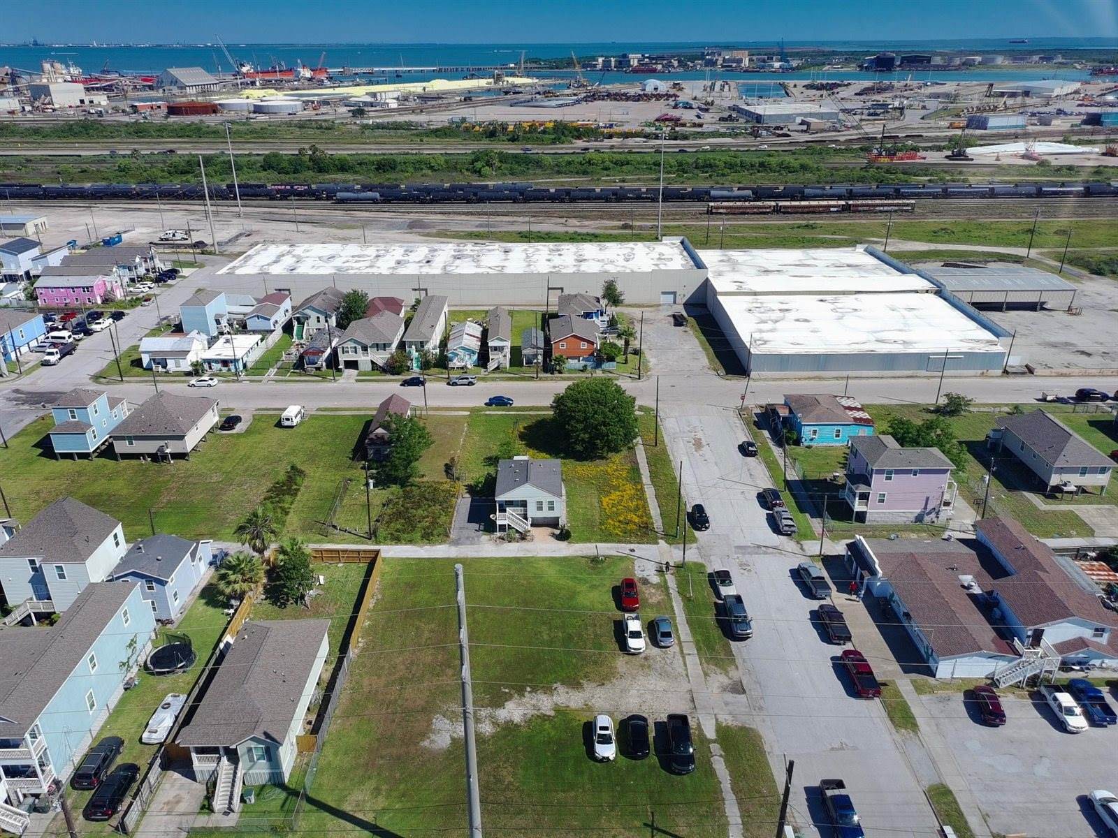 4203 Church Street, Galveston, TX 77550