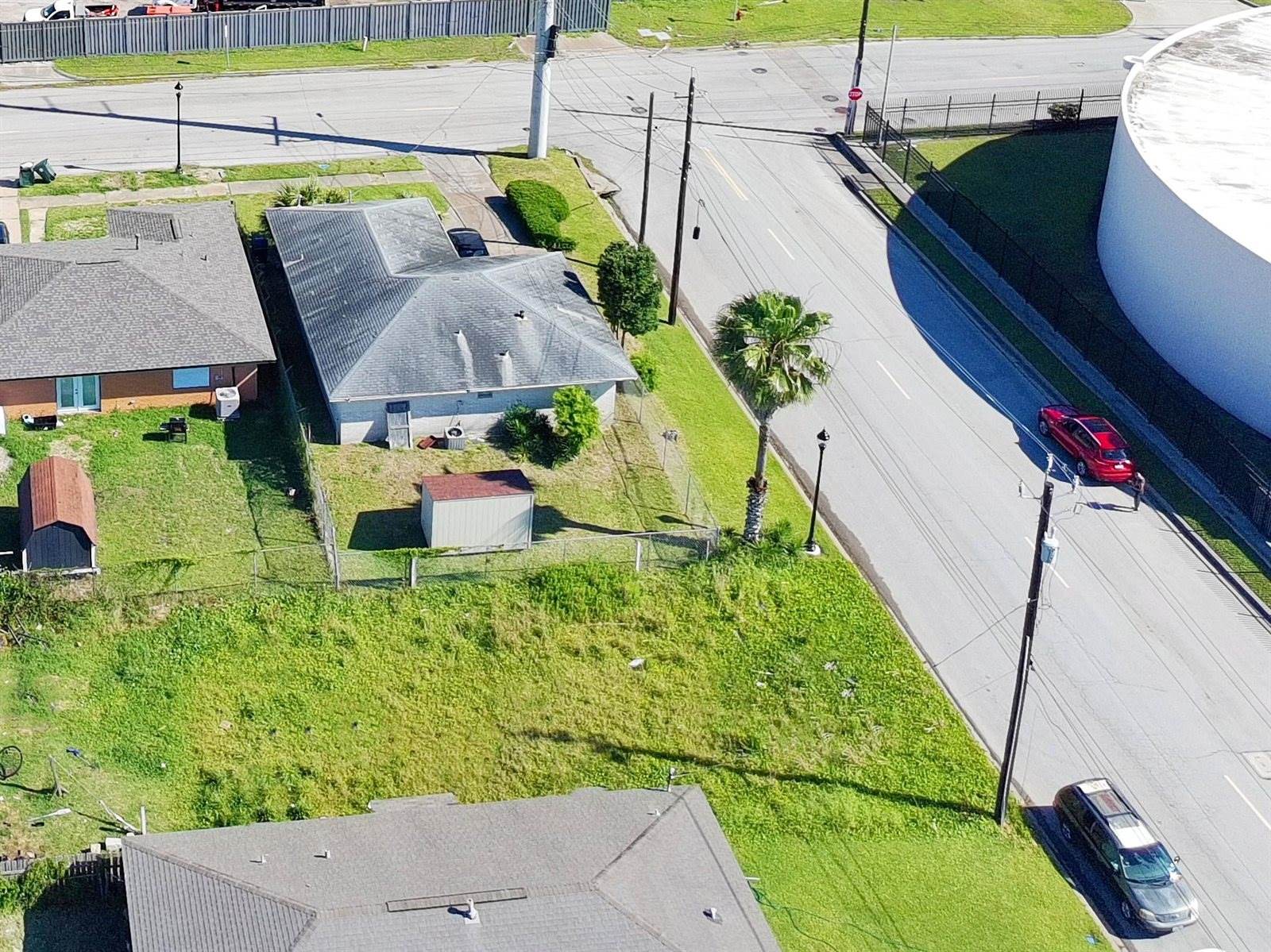 611 31st Street, Galveston, TX 77550