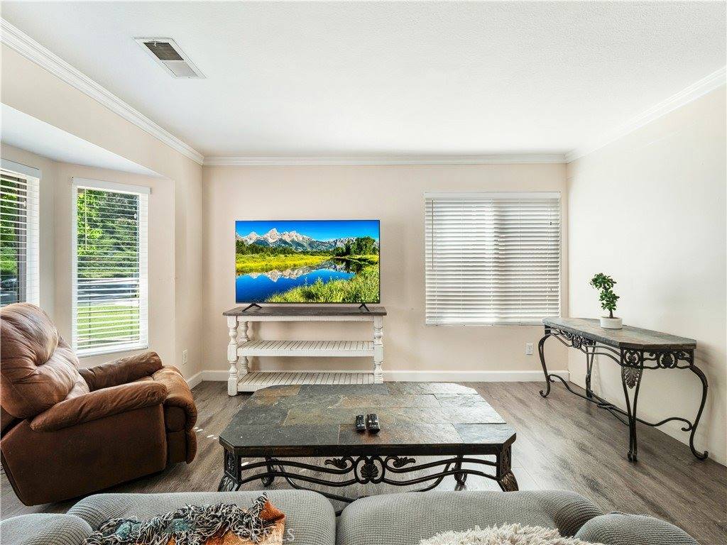 32248 Green Hill, Castaic, CA 91384