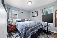 1706 North Avenue, Waukegan, IL 60085
