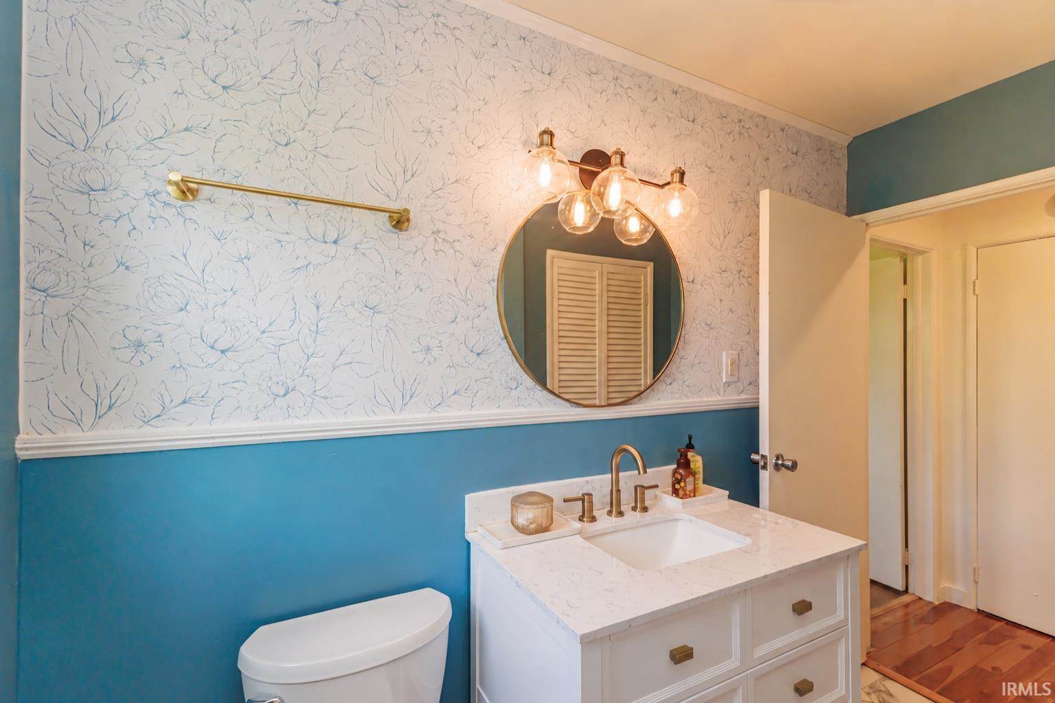 1513 W Stirling Drive, Muncie, IN 47304