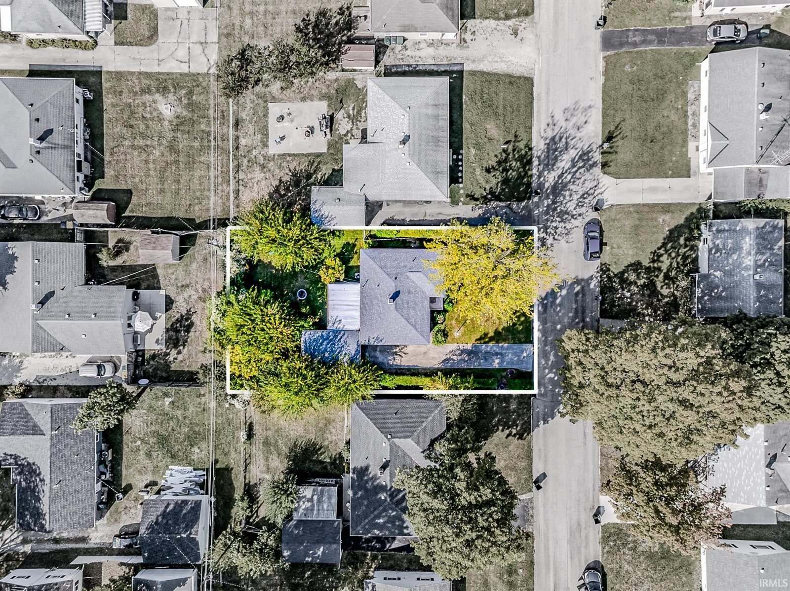 1513 W Stirling Drive, Muncie, IN 47304