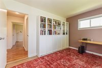 1513 W Stirling Drive, Muncie, IN 47304