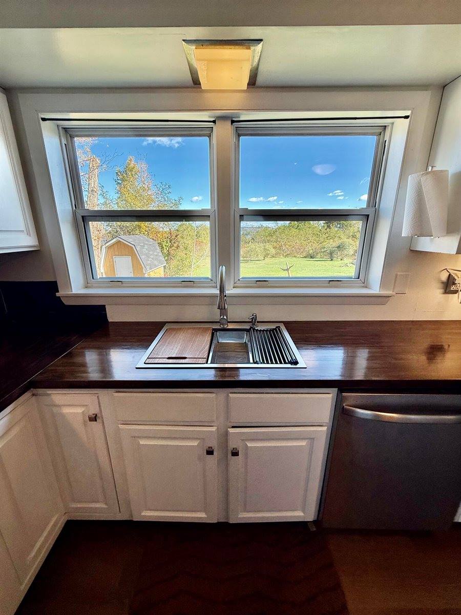 671 U.S. Rte 1, Stockton Springs, ME 04981