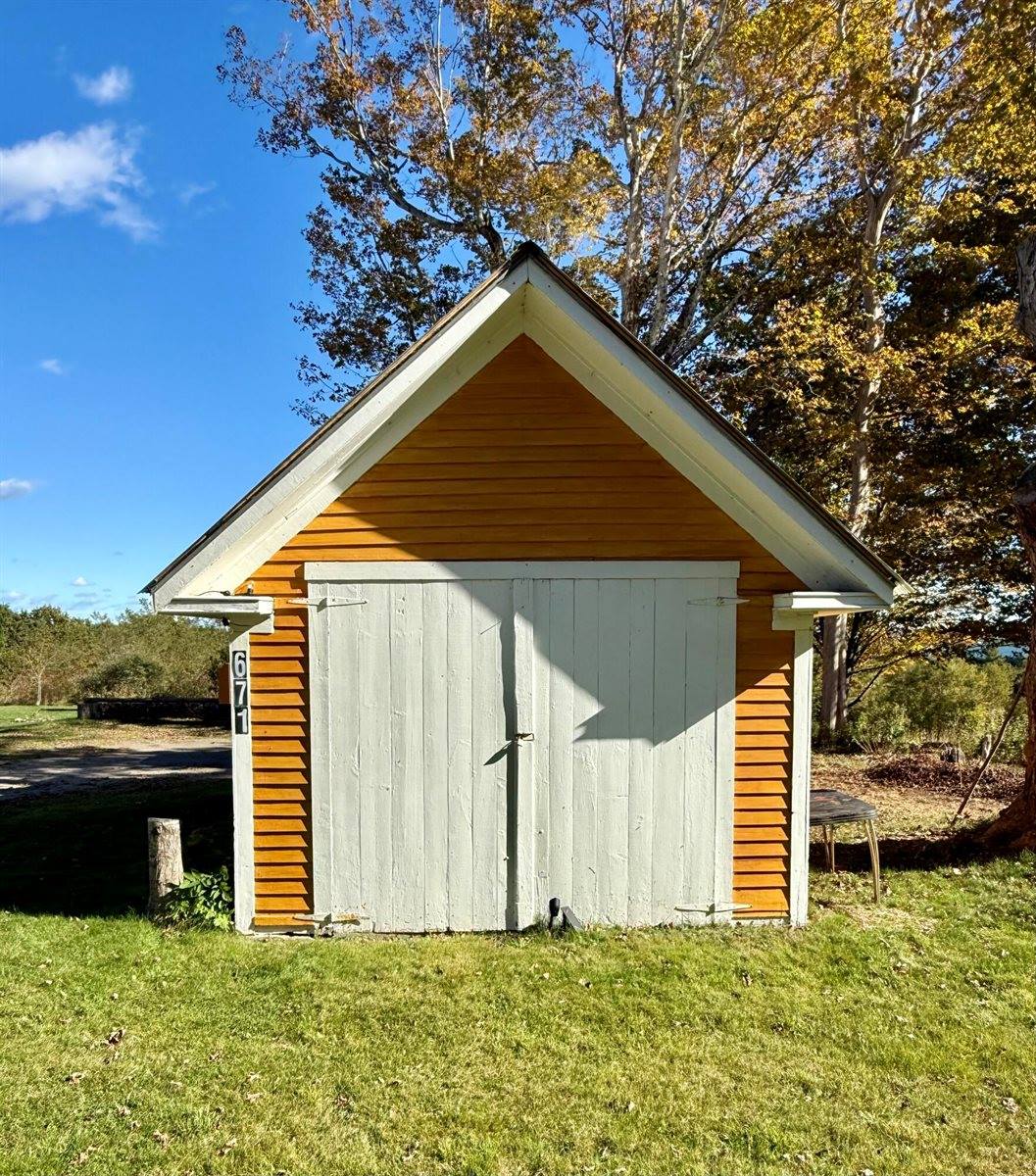 671 U.S. Rte 1, Stockton Springs, ME 04981