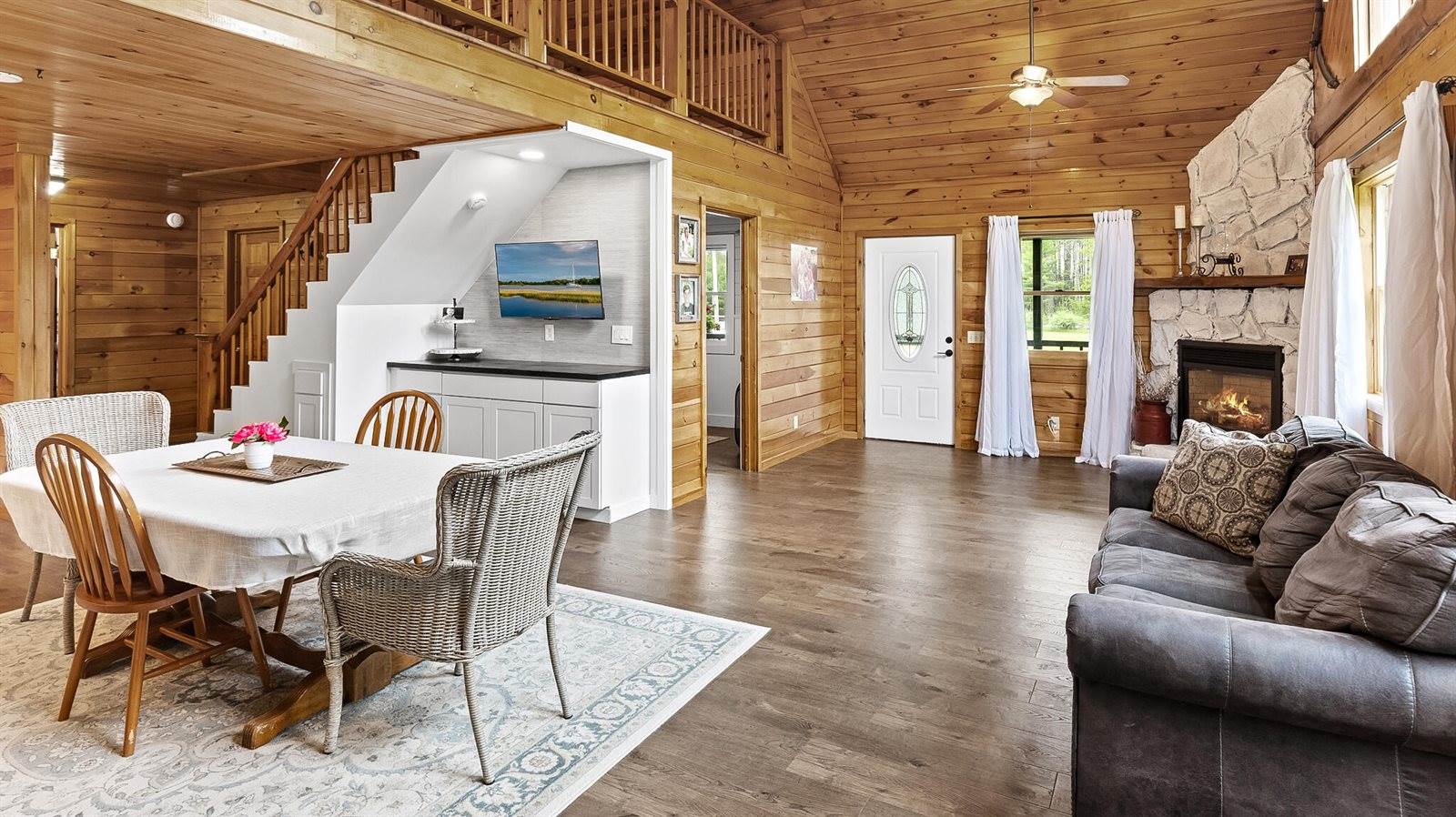 118 County Woods Road, Newport, ME 04953