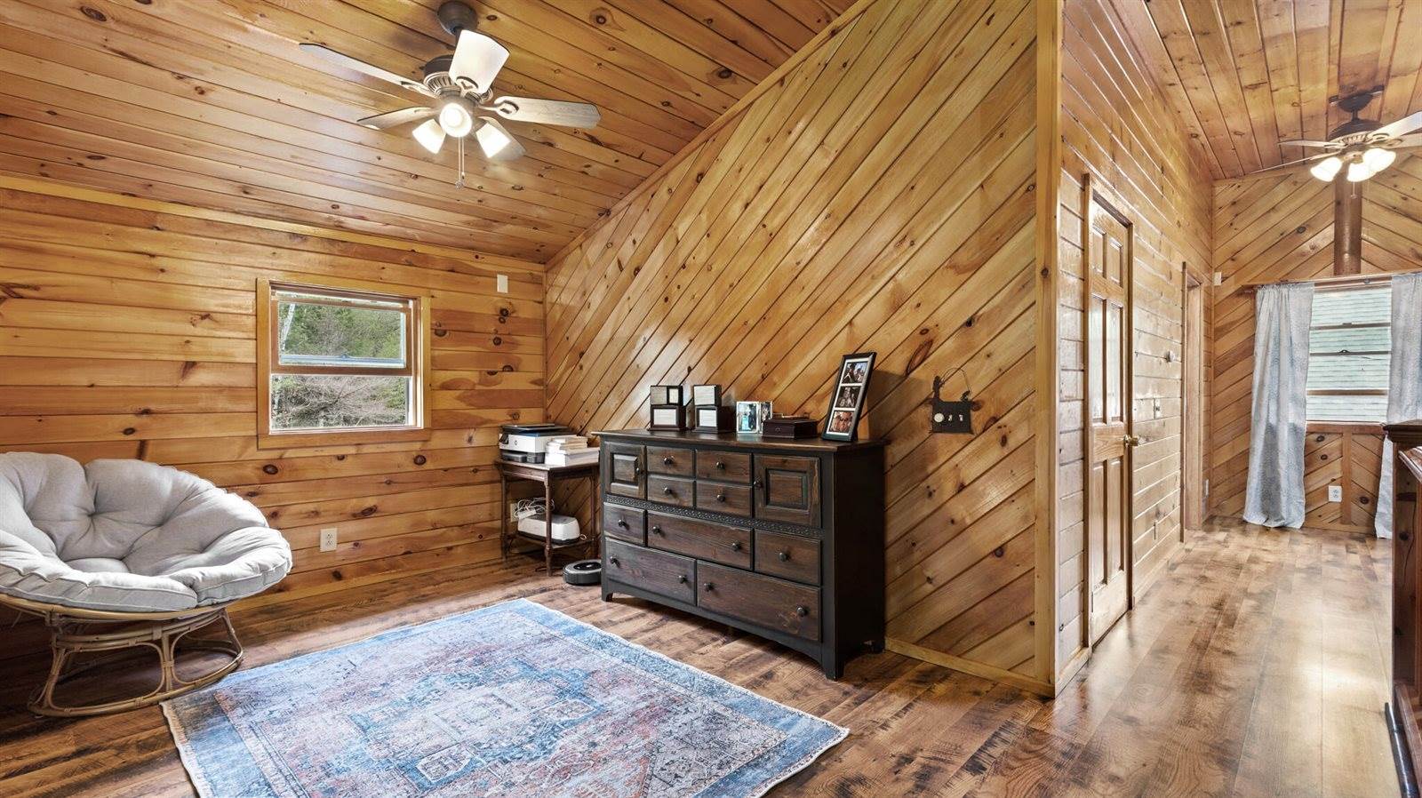 118 County Woods Road, Newport, ME 04953