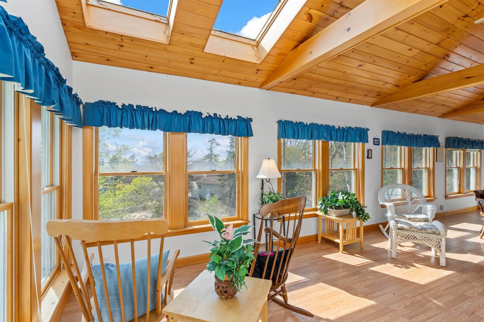 37 Spar Cove Road, Phippsburg, ME 04562