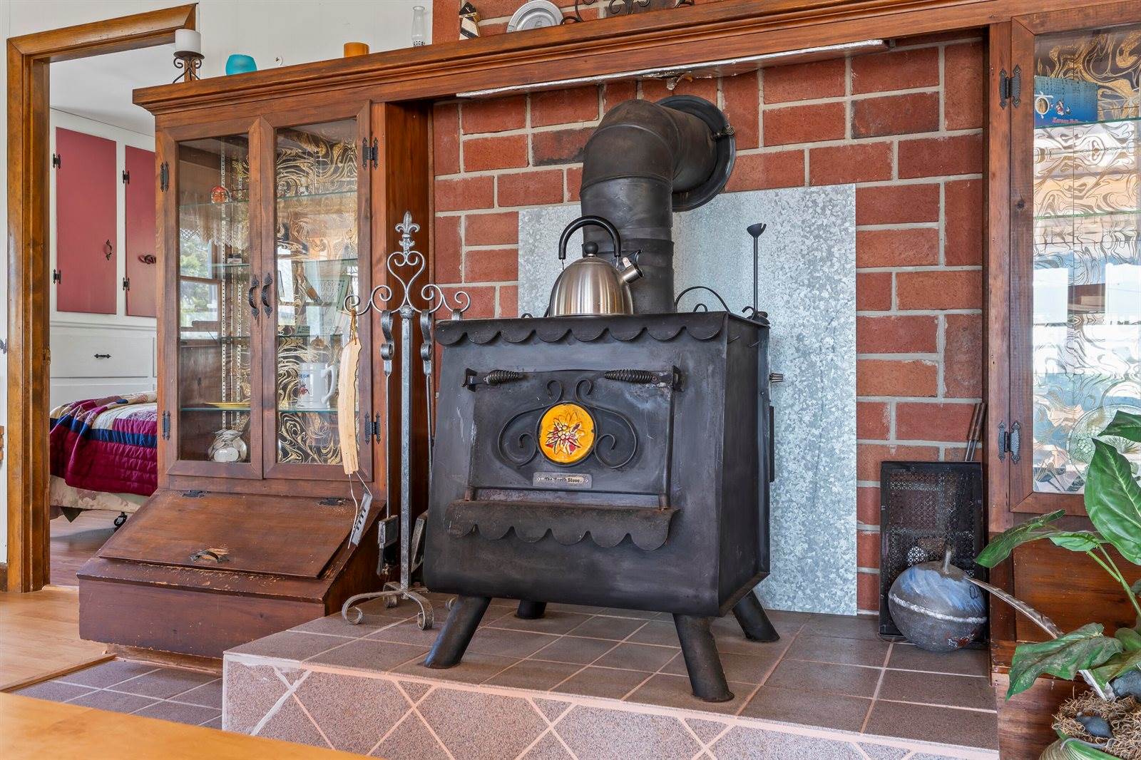 37 Spar Cove Road, Phippsburg, ME 04562