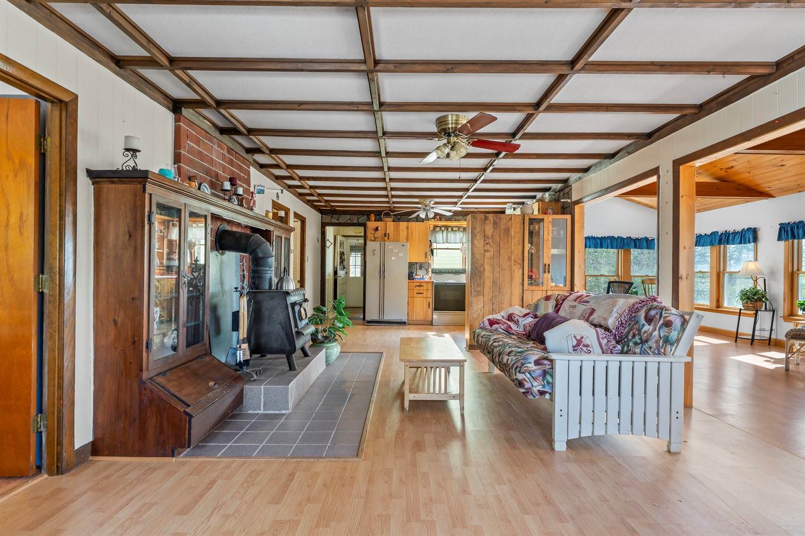 37 Spar Cove Road, Phippsburg, ME 04562
