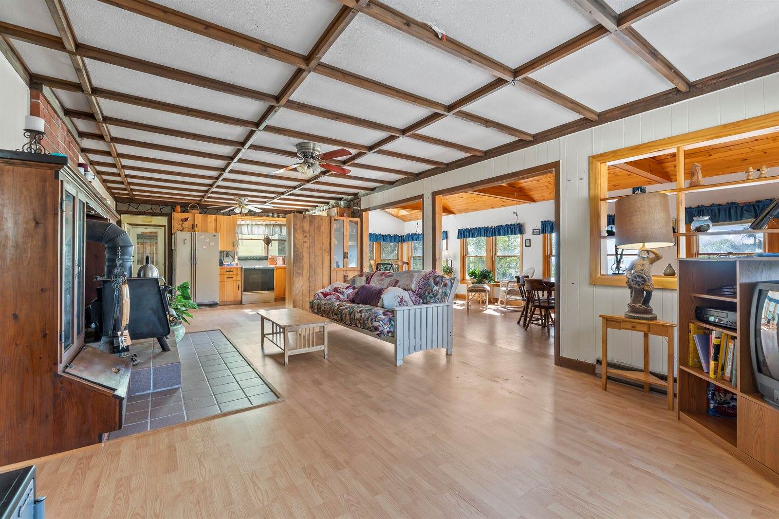 37 Spar Cove Road, Phippsburg, ME 04562