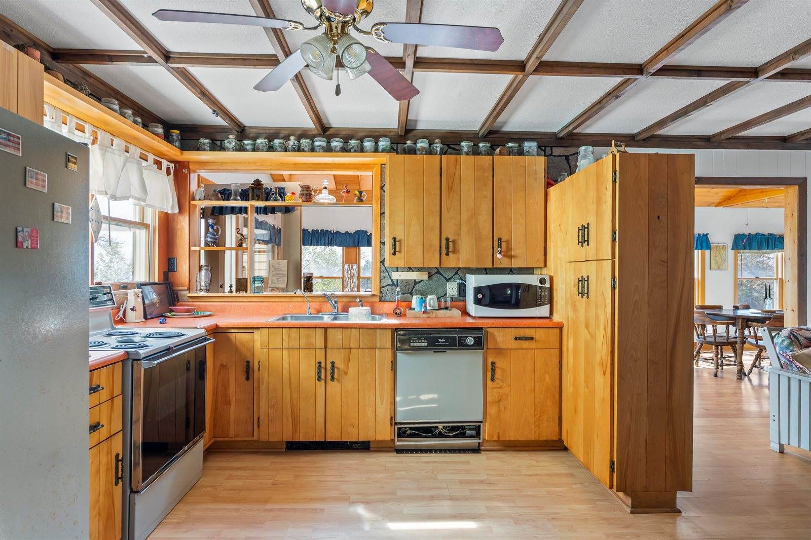 37 Spar Cove Road, Phippsburg, ME 04562